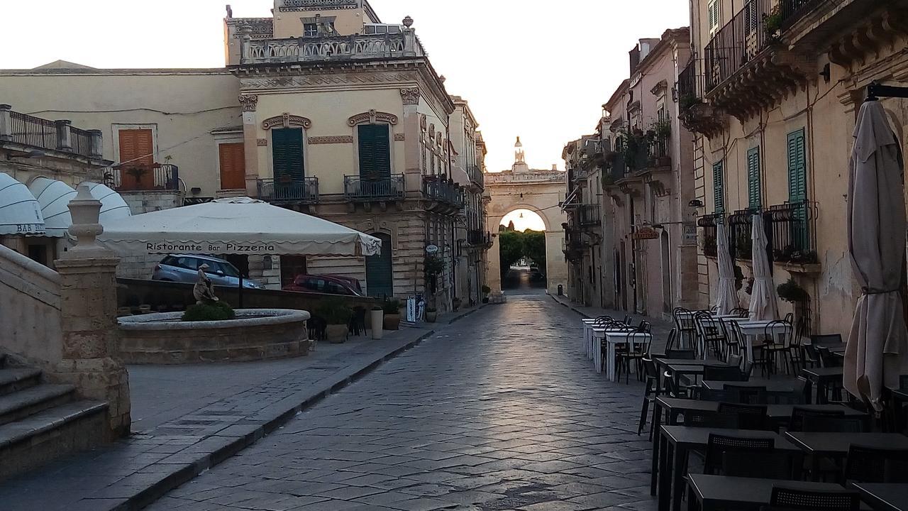 La Cascina Di Barone Villa Noto Exterior photo